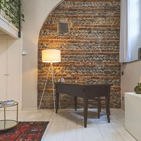 Апартаменты Mindful Atelier - Old Town Комо